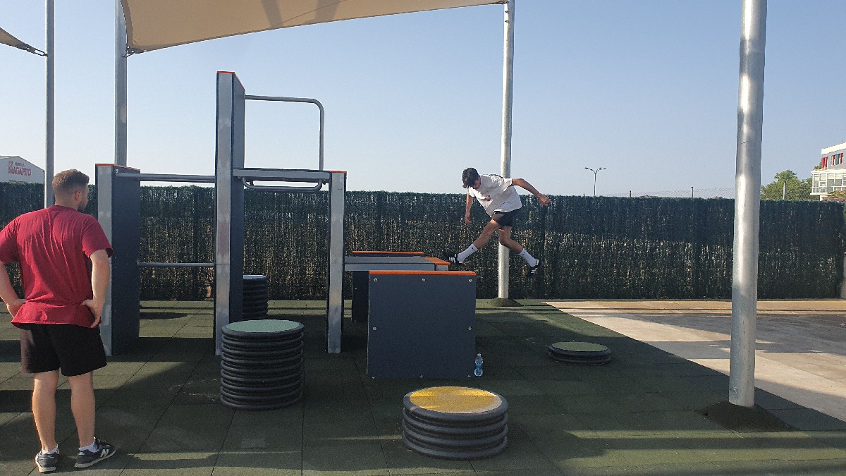 instalacion parkour bajo normativa en16889