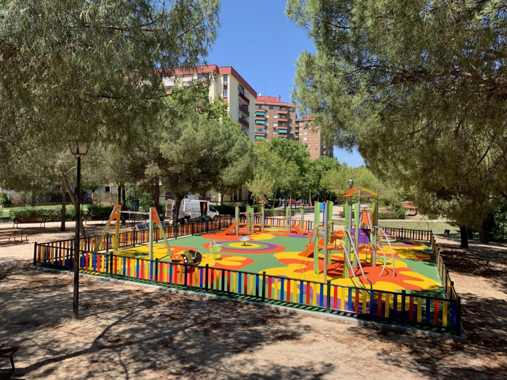 area infantil suelo caucho homologado en1176