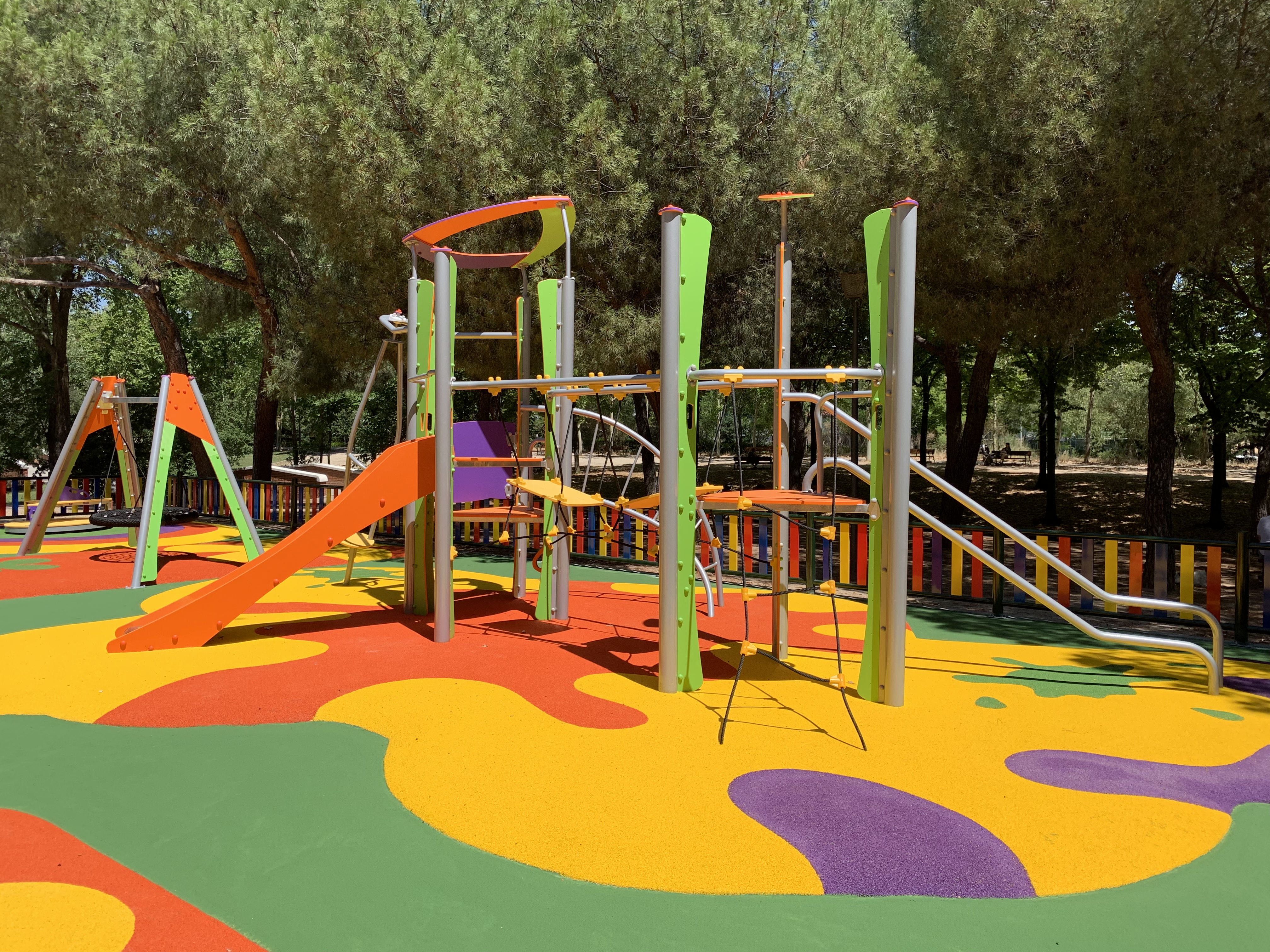 multijuego infantil certificado