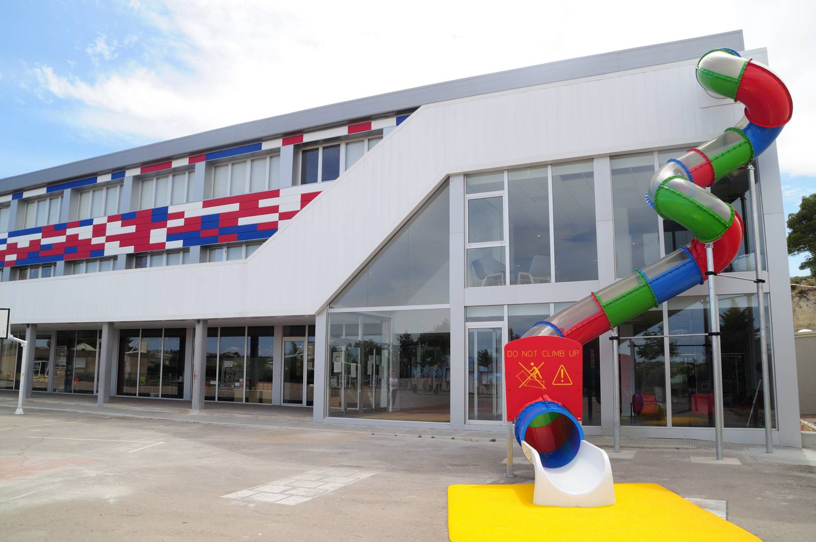 tobogan espiral parque infantil