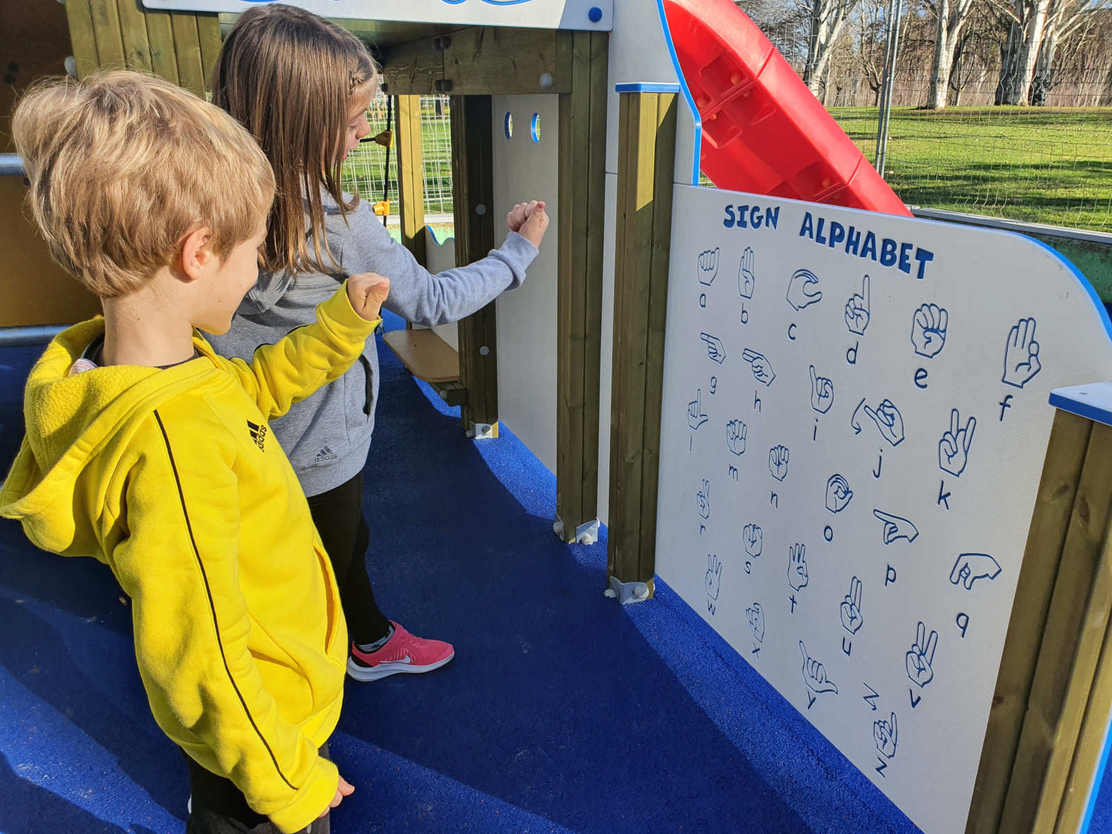 panel barco pirata parque infantil zaragoza espana