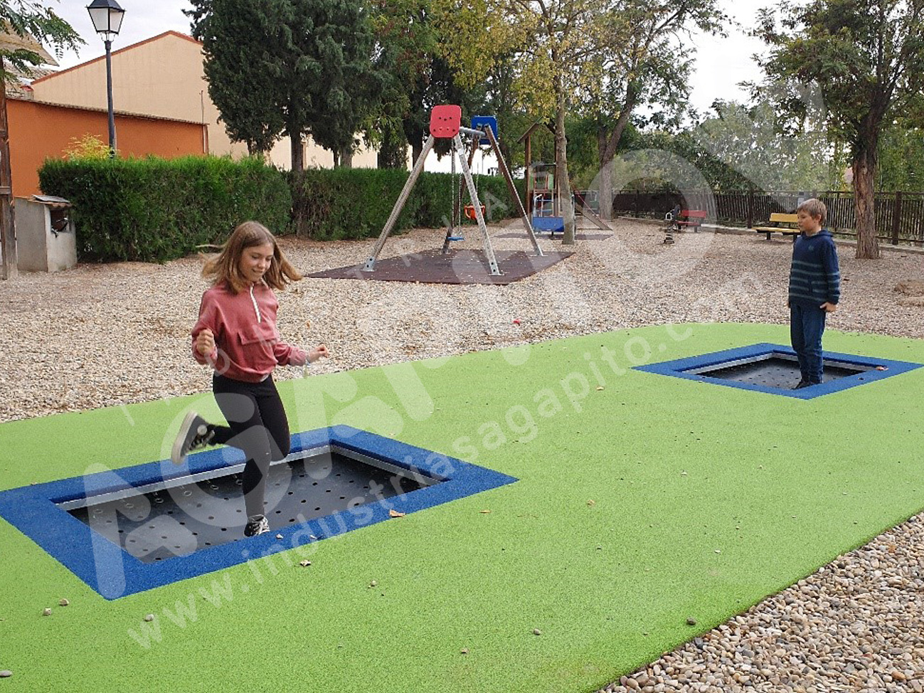 trampolin inclusivo silla ruedas en1176