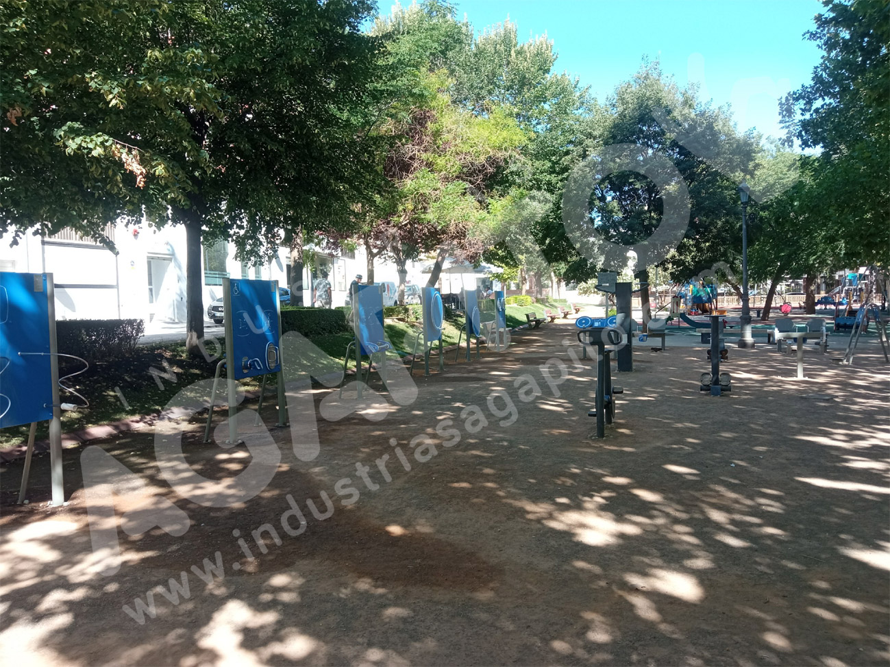 parque mayores ejercicio aire libre reahibilitacion en 16630