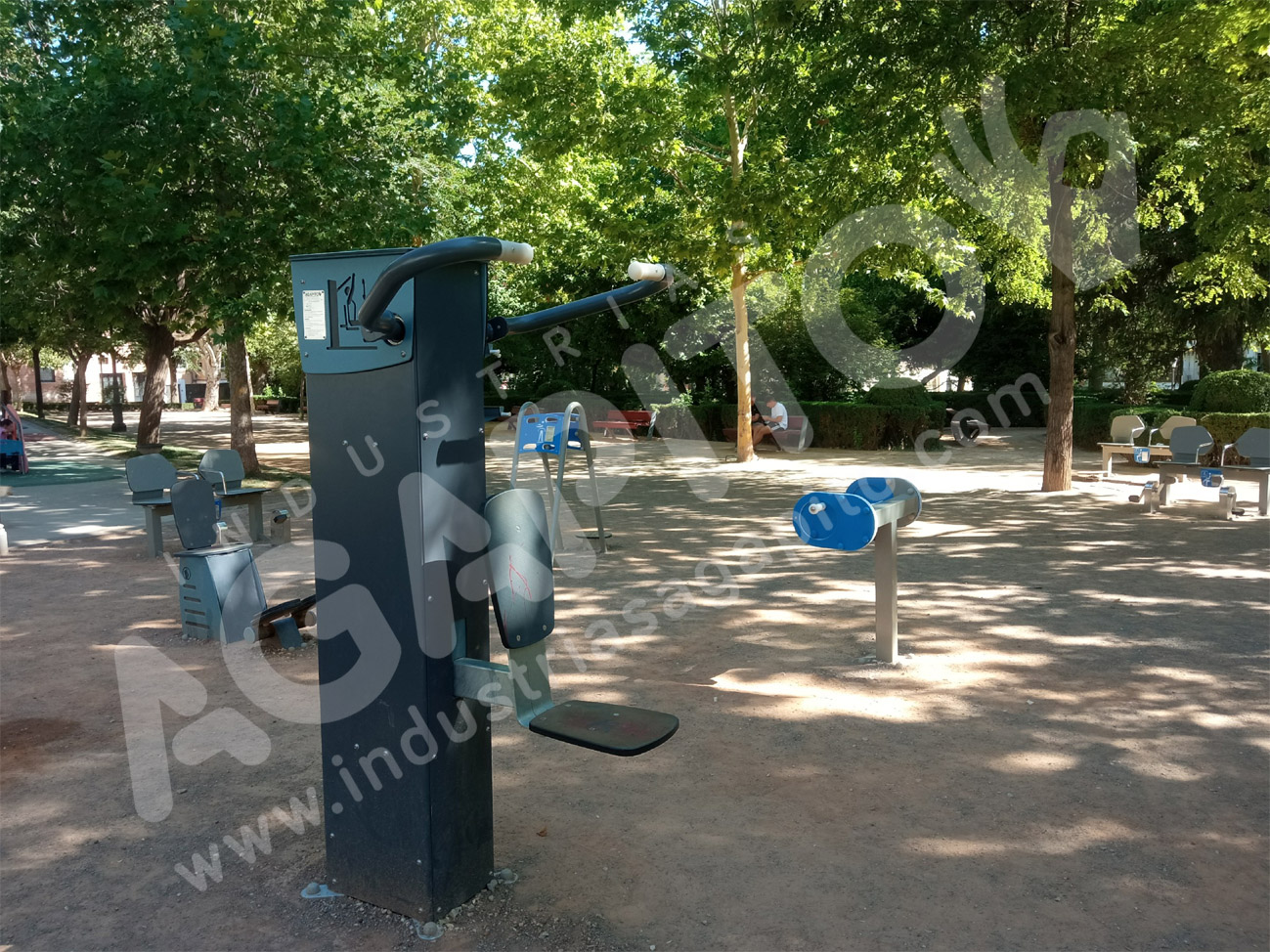 parque mayores ejercicio aire libre reahibilitacion en 16630