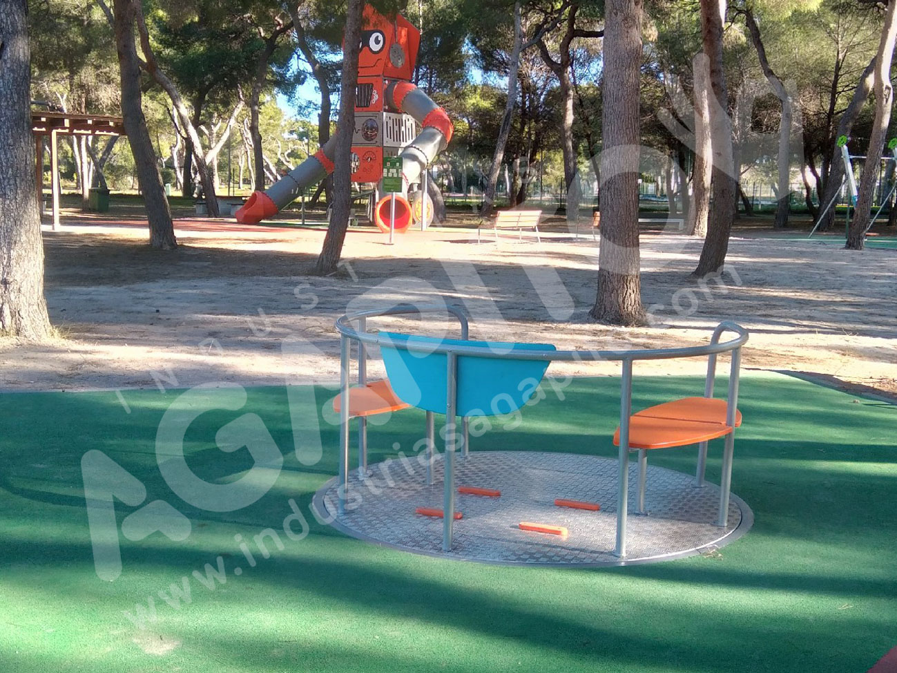 carrusel integracion silla ruedas inclusivo