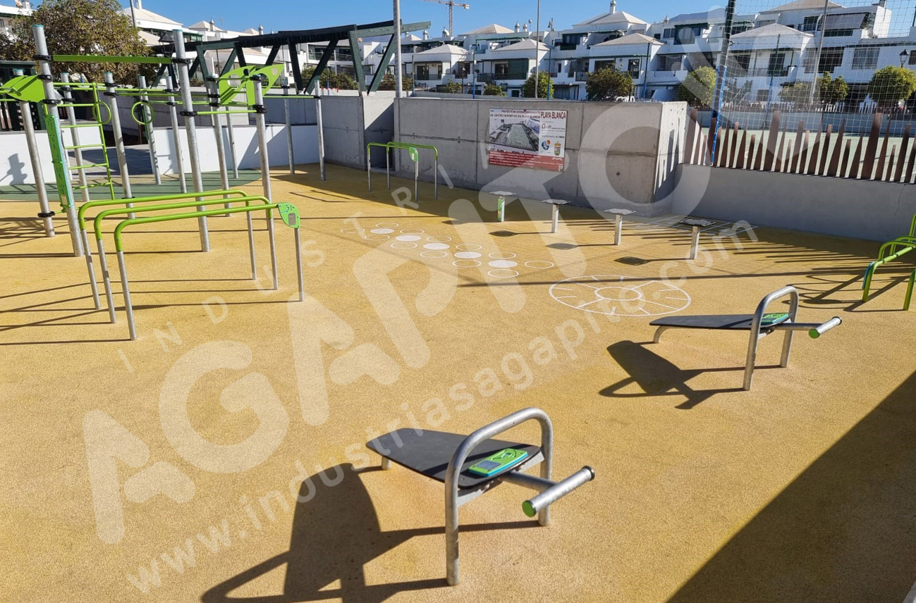 parque infantil y deportivo spooky calistenia certificado