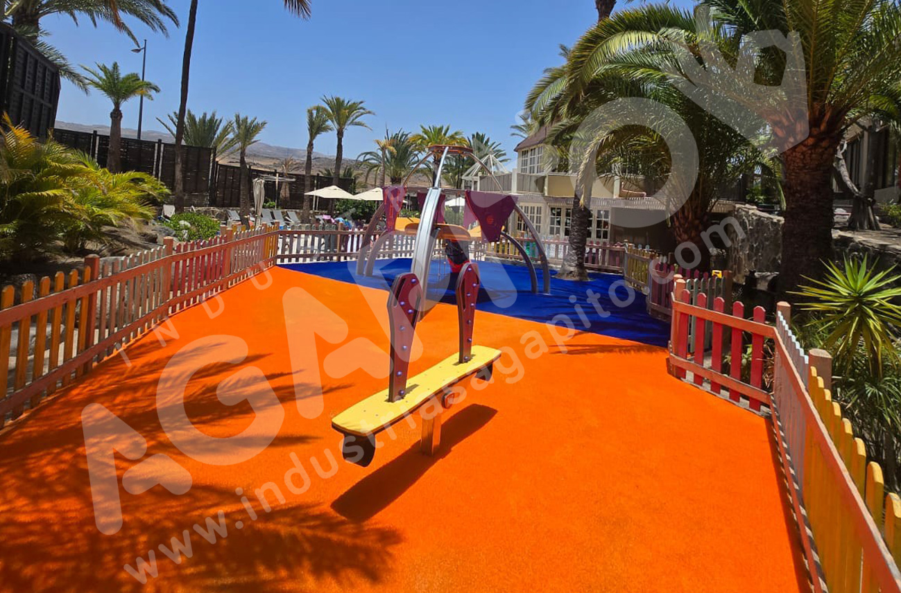 parque infantil ufo hotel continental epdm