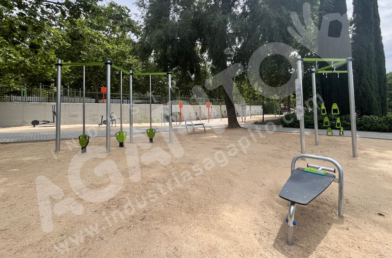 equipamiento deportivo calistenia entrevias