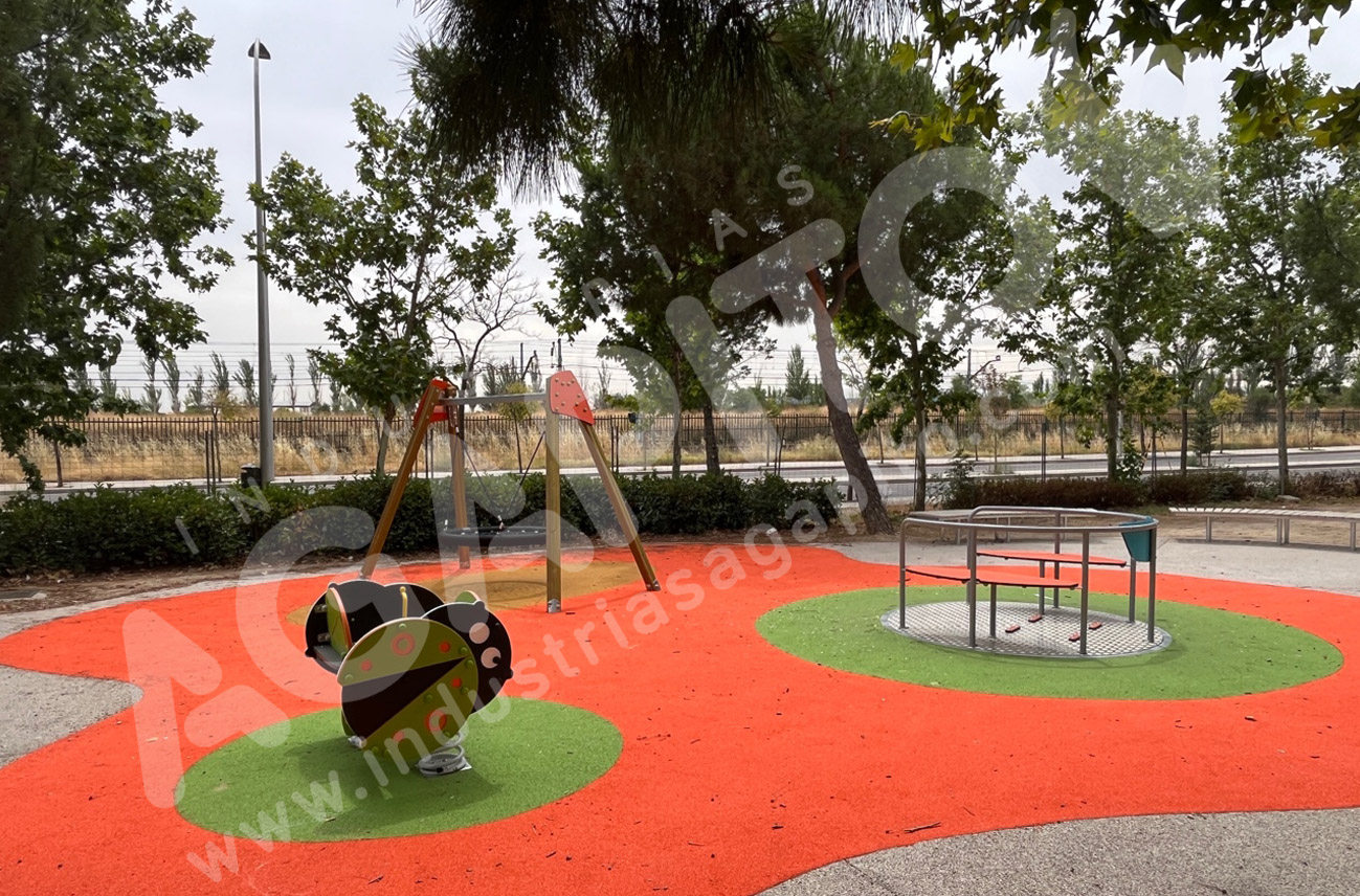parque inclusivo villaverde multijuego bomberos columpio nido