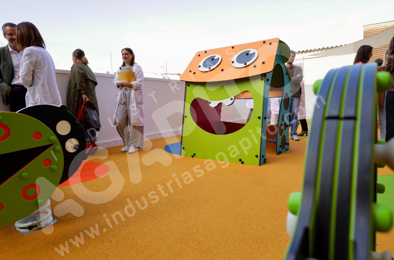 zaragoza hospital parque infantil terraza