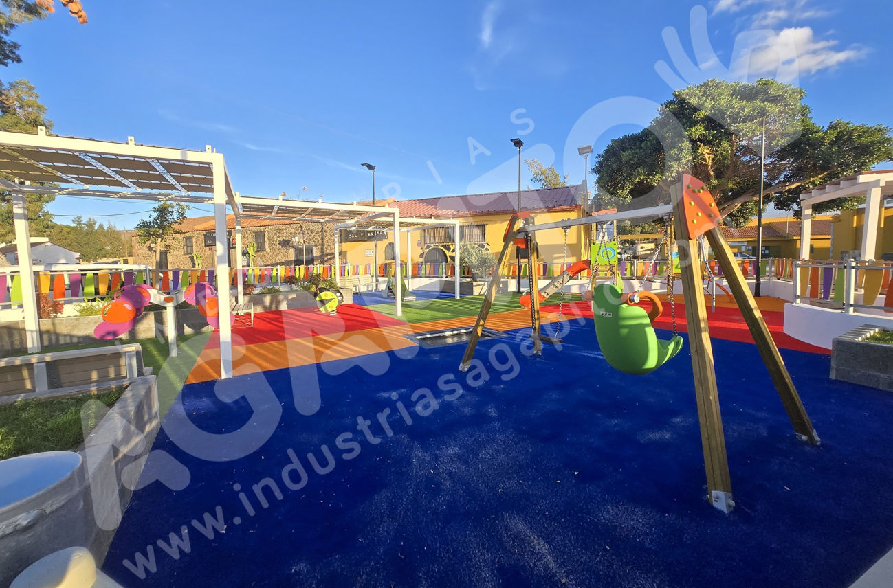 parque infantil cesped artificial veleta