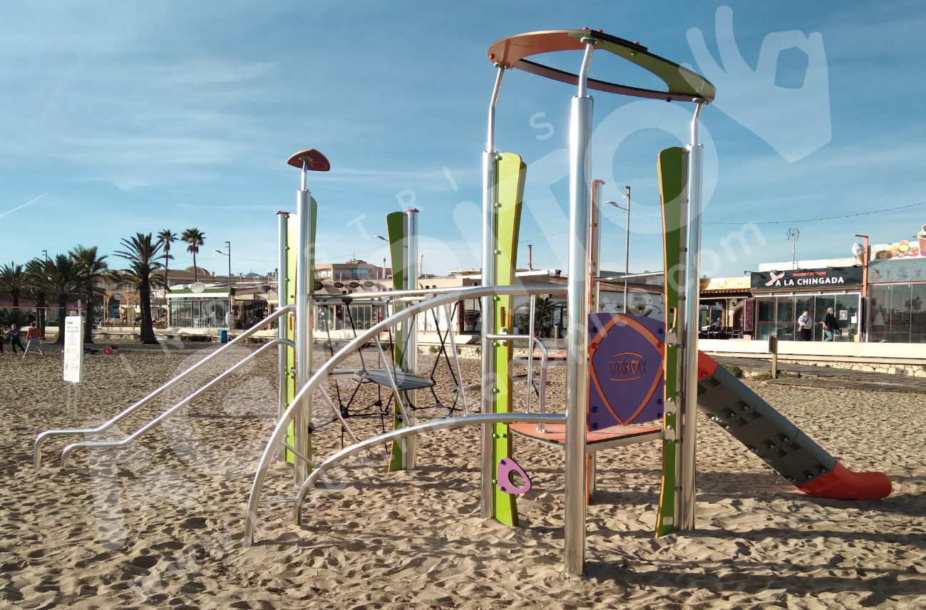 playa javea infantil tobogan gruta