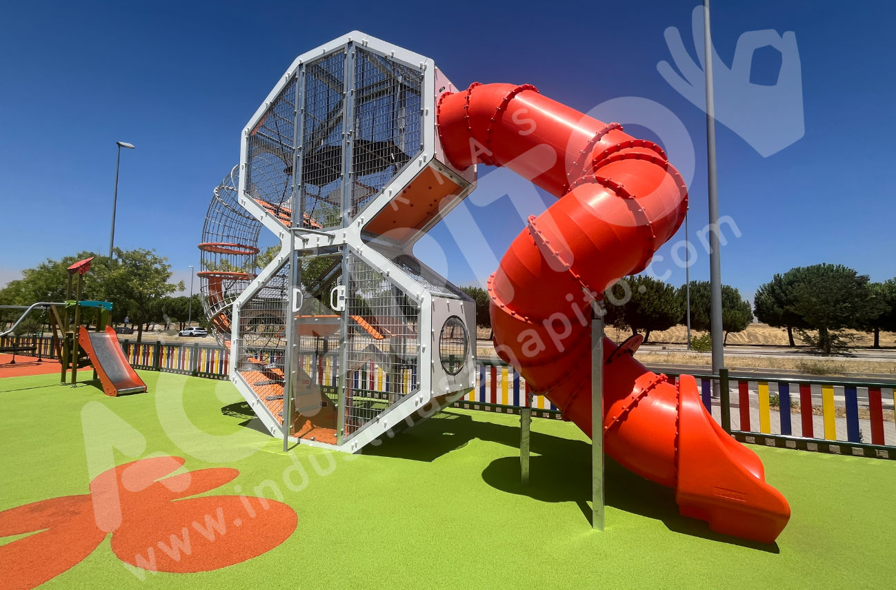 parque infantil laberinto cuerdas alcorcon