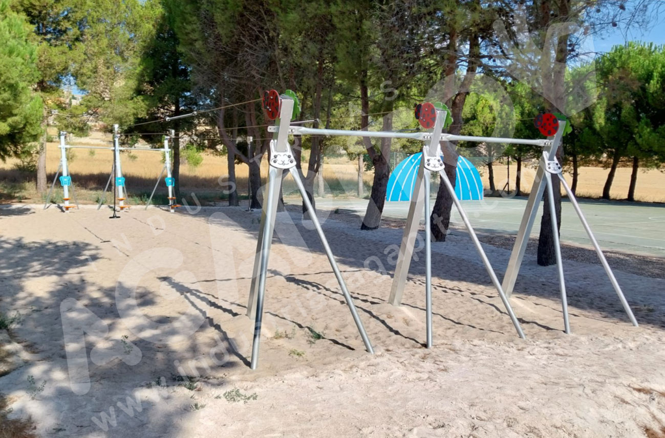 parque infantil deportivo fuendetodos