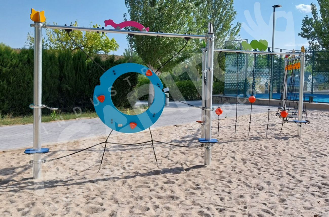 parque infantil deportivo fuendetodos