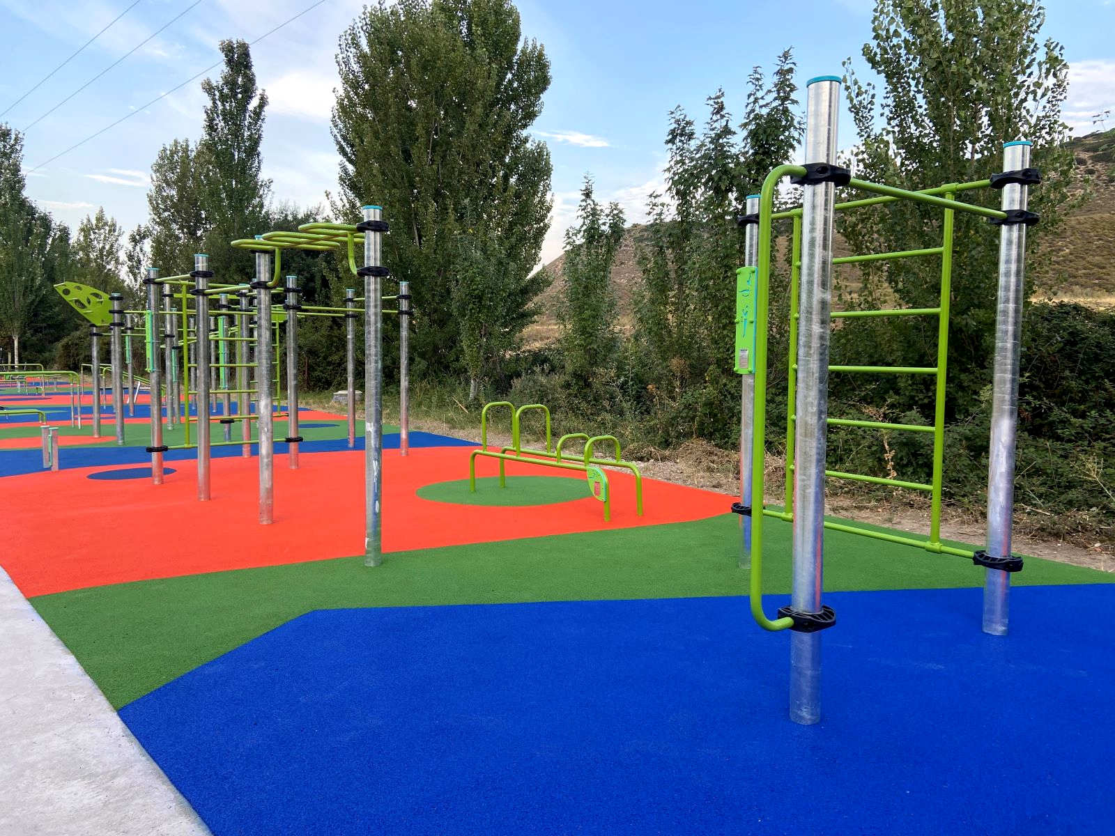 Parque calistenia gimnasio calle Anchuelo Madrid