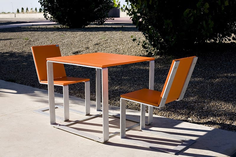 mesa y silla urbana plastico hdpe