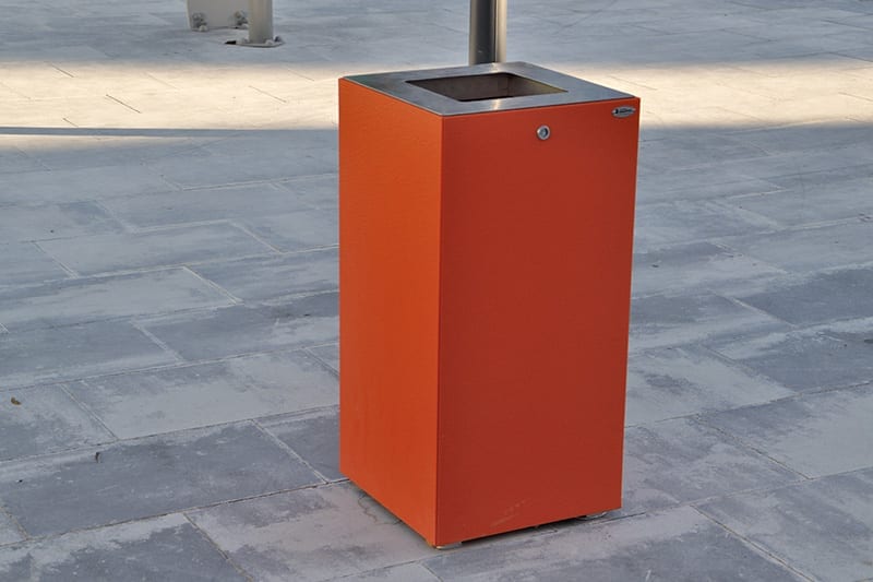 papelera urbana polietileno libre mantenimiento tapa inox