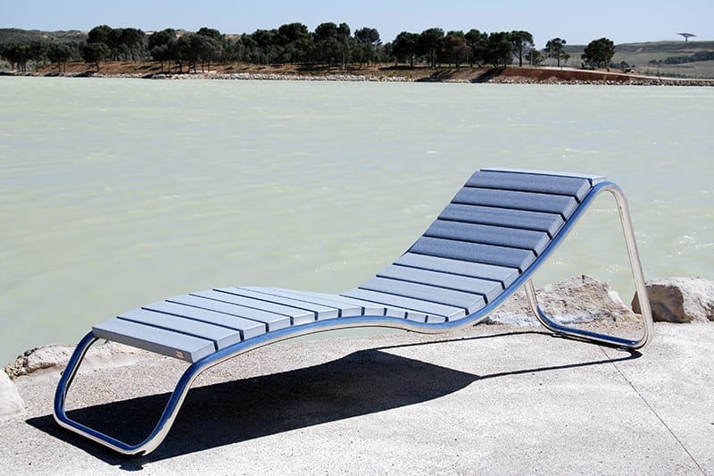 banco urbano tumbona plastico reciclado inox