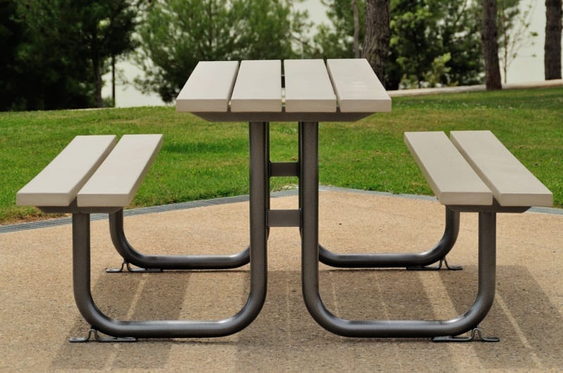 mesa urbana plastico reciclado para parques exterior