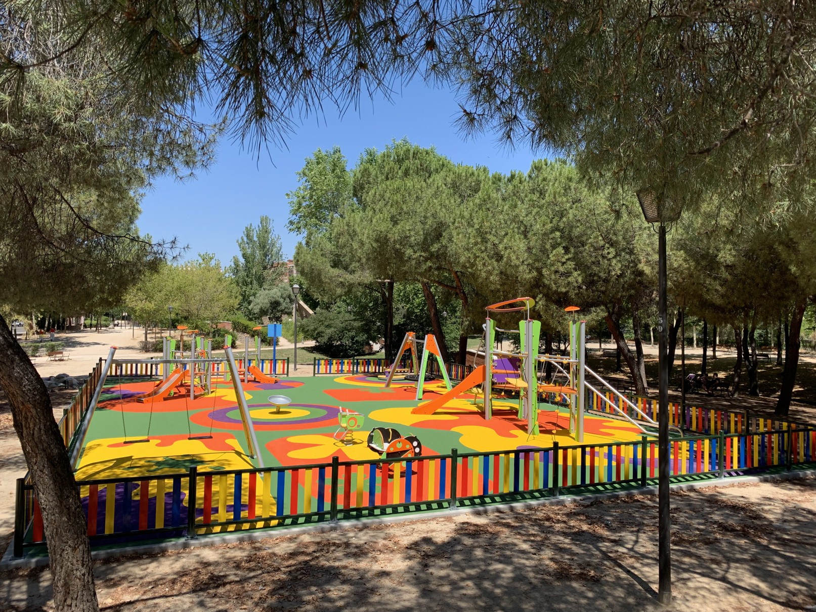 Vallas Metalicas De Colores - Parques infantiles - Mobiliario urbano