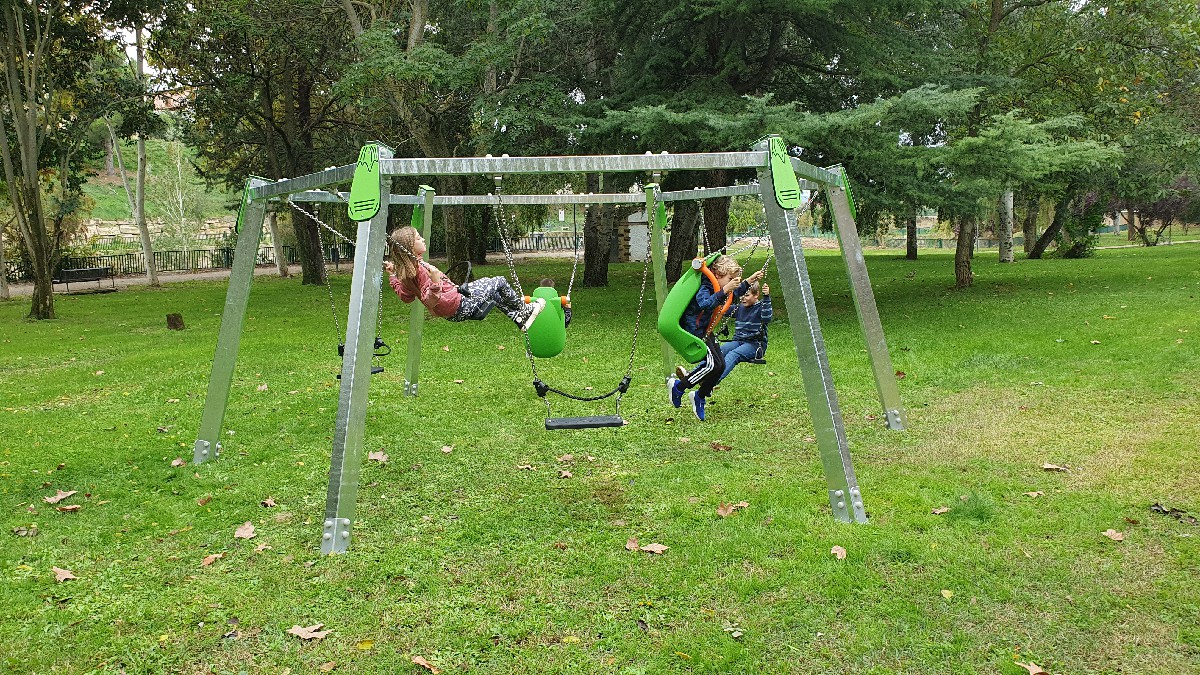 columpio hexagonal integracion asiento discapacitados
