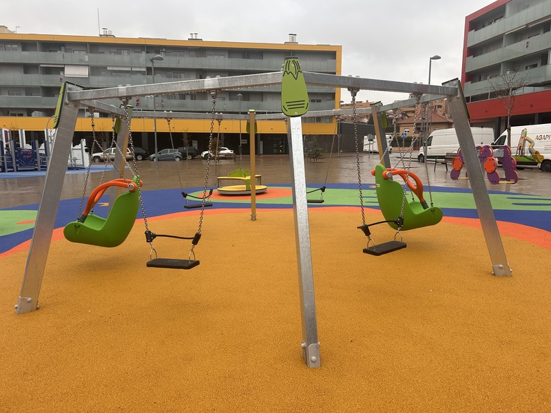 columpio hexagonal integracion asiento discapacitados