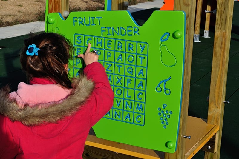 panel interactivo sopa letras aera infantil