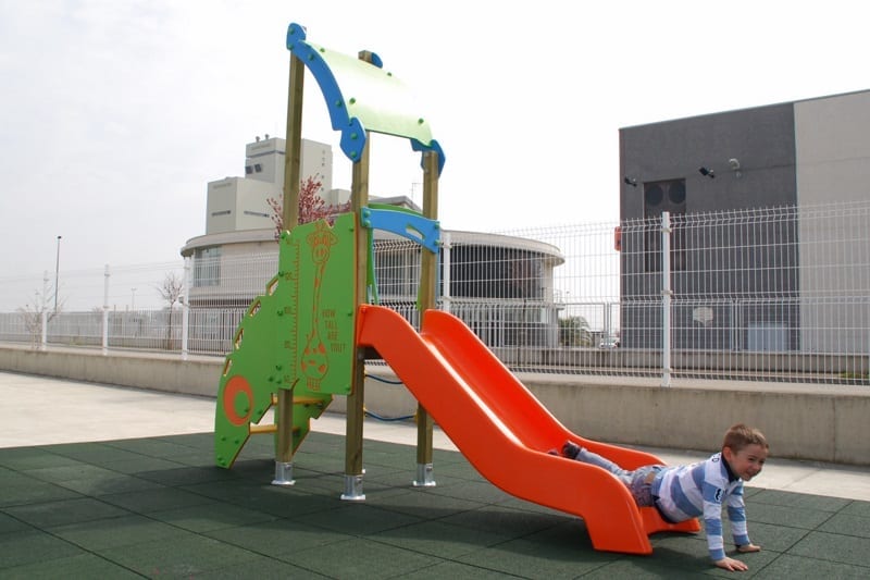 estructura juego torre panel interactivo tobogan