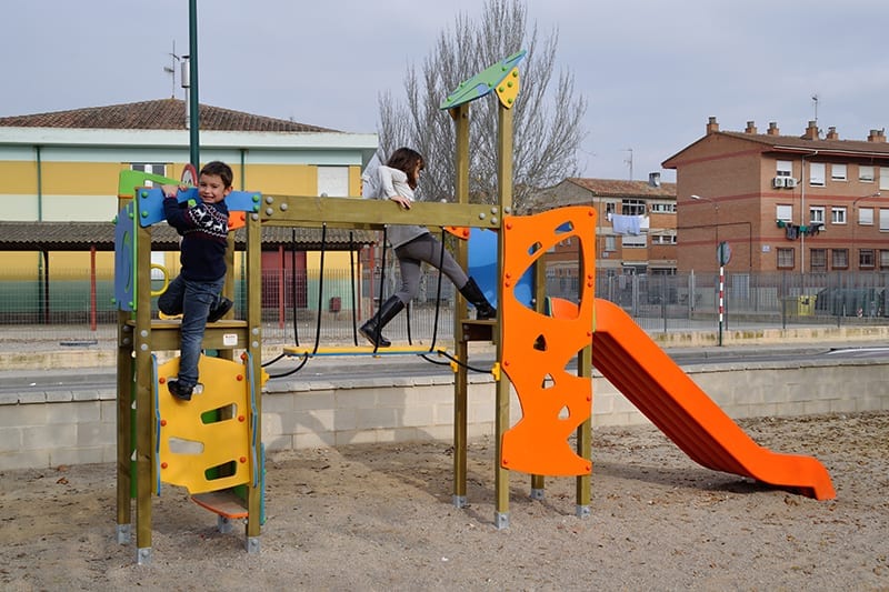 estructura torres puente tobogan certificado seguridad en1176