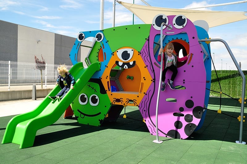 parque infantil certificado y antivandalico