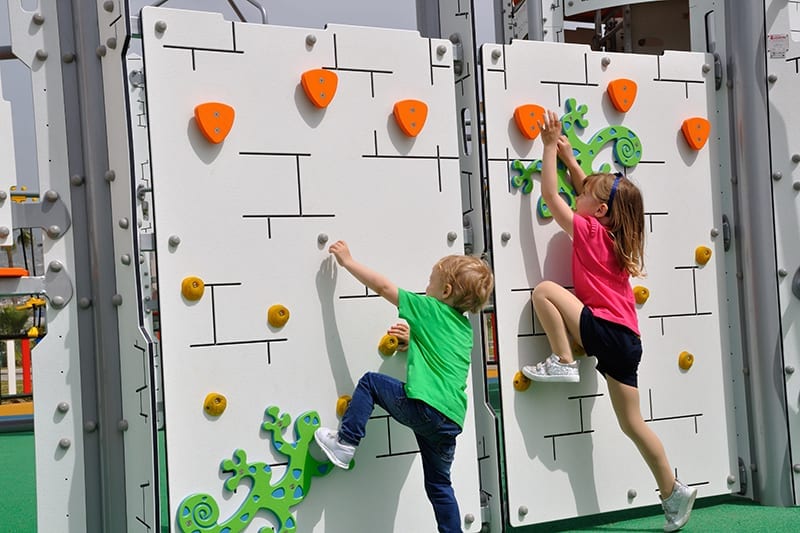 r4269p 12 multijuego gigante con tema tica de fortaleza para parques infantiles