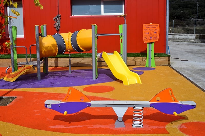 area infantil certificada segura