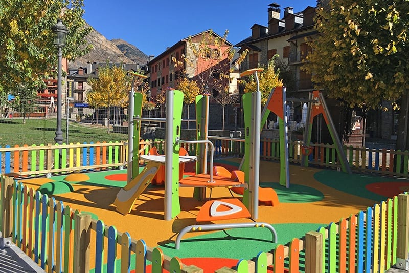 area de juegos infantiles certificados norma europea