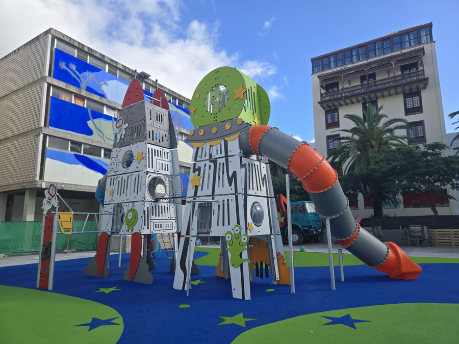 doble torre multijuego gigante tematica