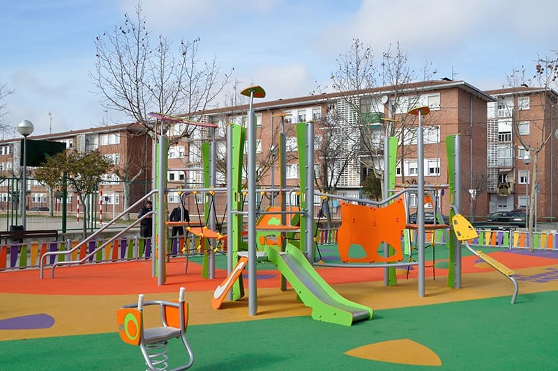 muelle balanci adaptado ninos con discapacidad certificado