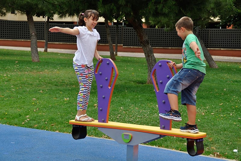 balance triple para areas publicas infantiles