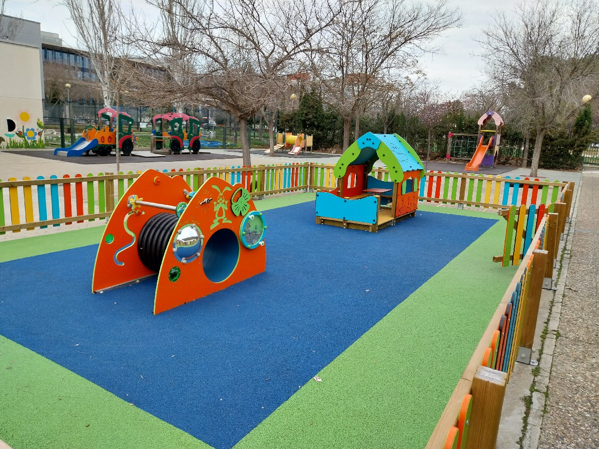 casita infantil para areas infantiles certificadas