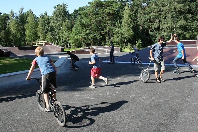 pista de skate para patines bmx monopatin