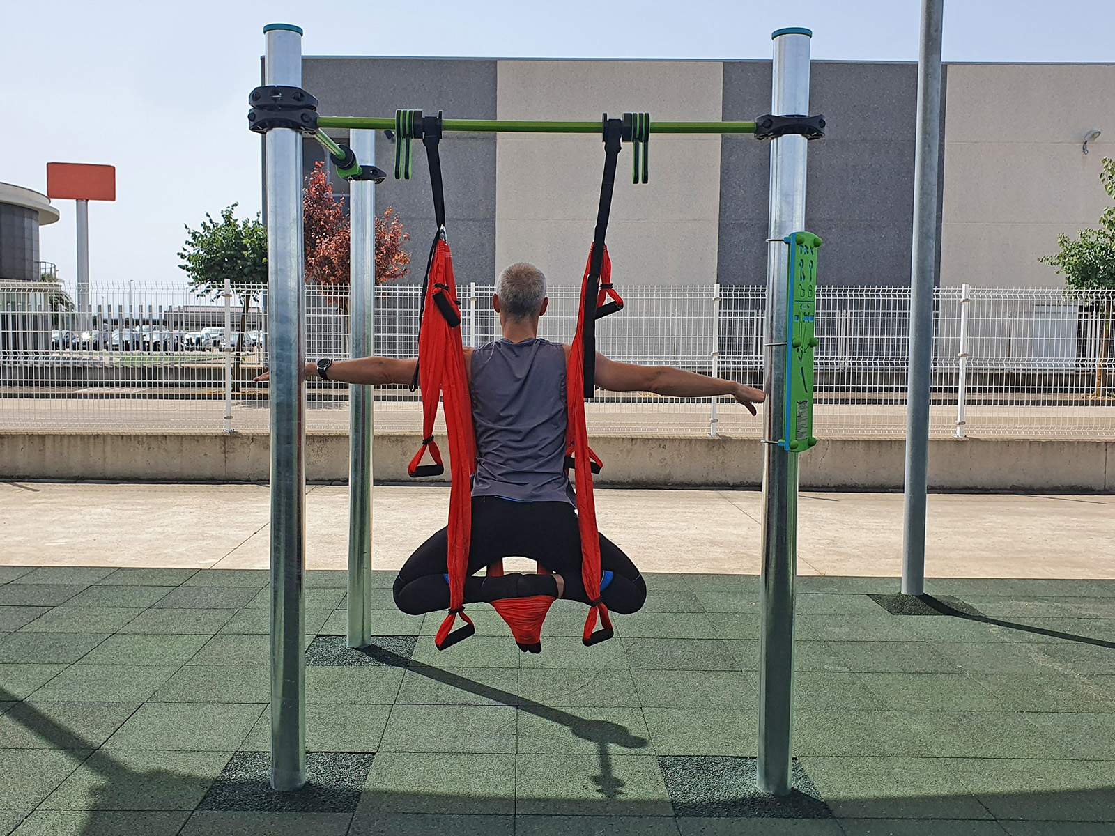 equipo street workout homologado de acceso libre trx