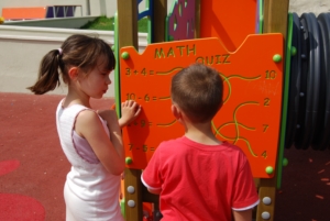 juego-infantil-didactico-parques-300