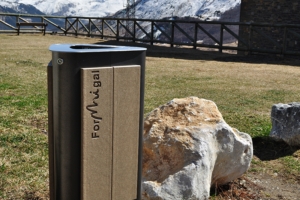 papelera-plastico-reciclado-300