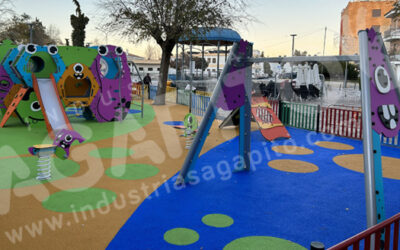 Nuevos parques infantiles se instalan en Pozoblanco, Córdoba